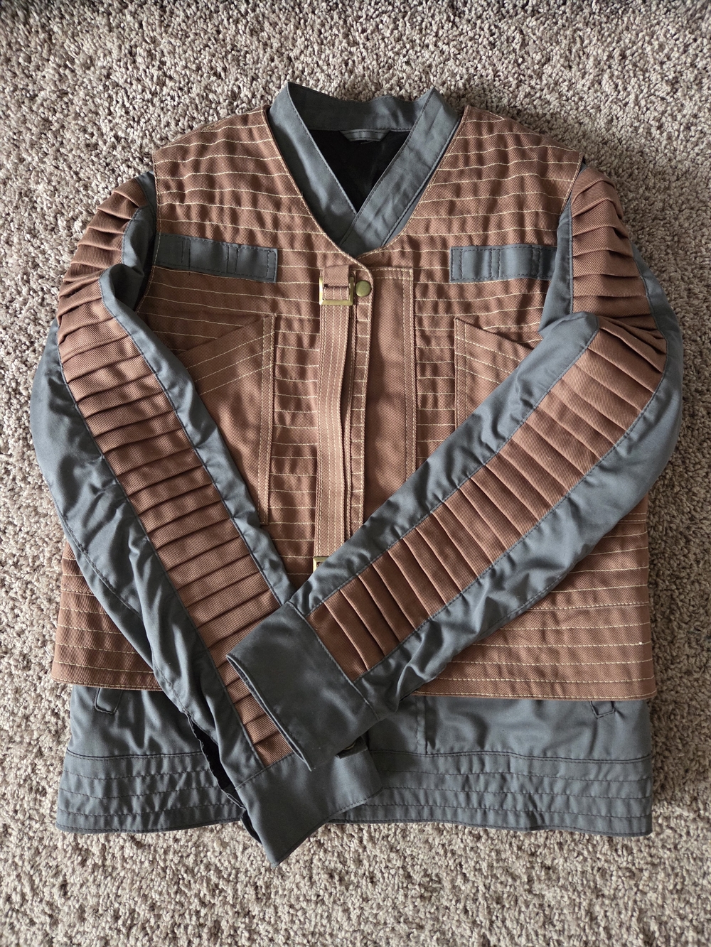 Star Wars Womens Brown Quilted Utility Jacket with Black Sleeves - Picture 7 of 7